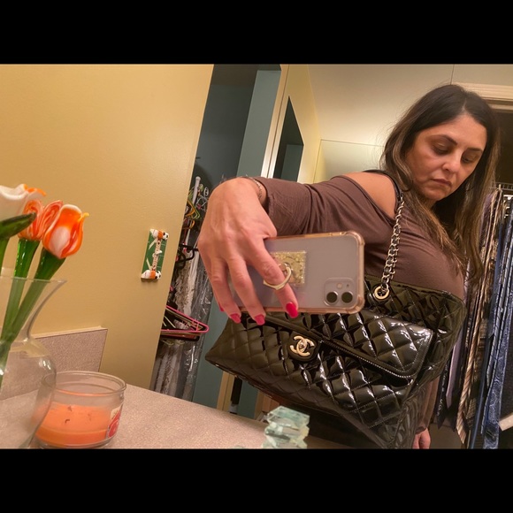 Authentic Chanel bag - Picture 9 of 9